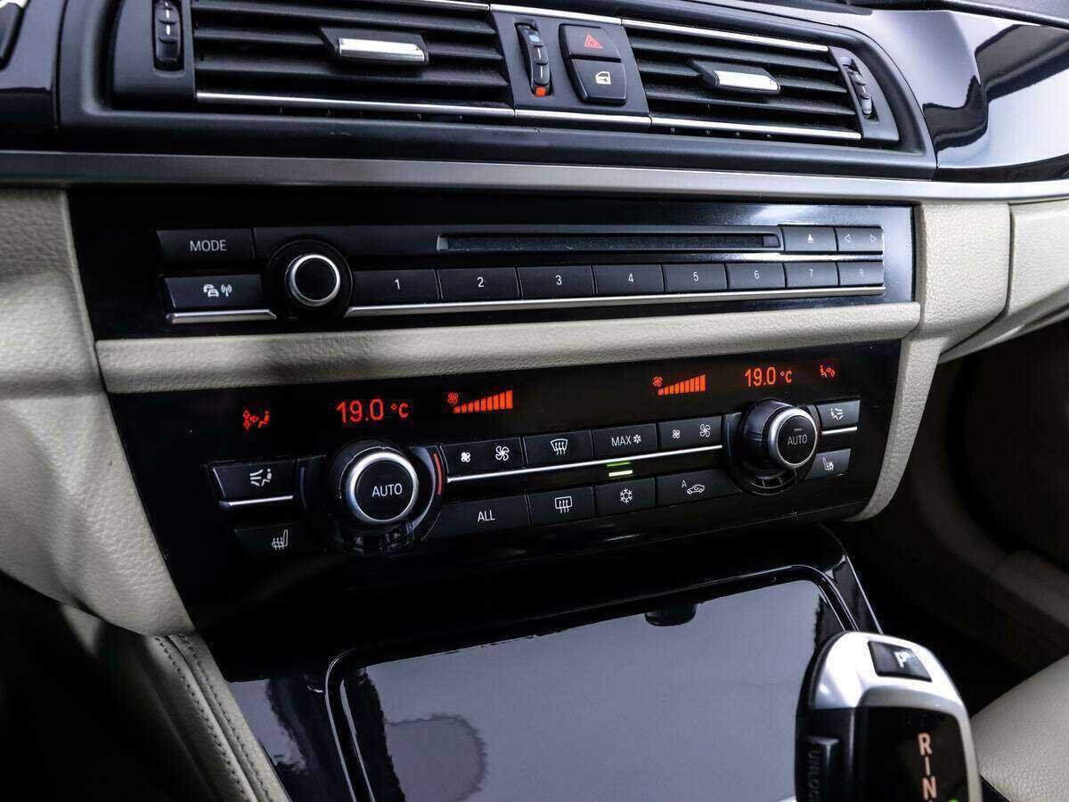 BMW 5 серии 2012 года с пробегом. Фото: #17