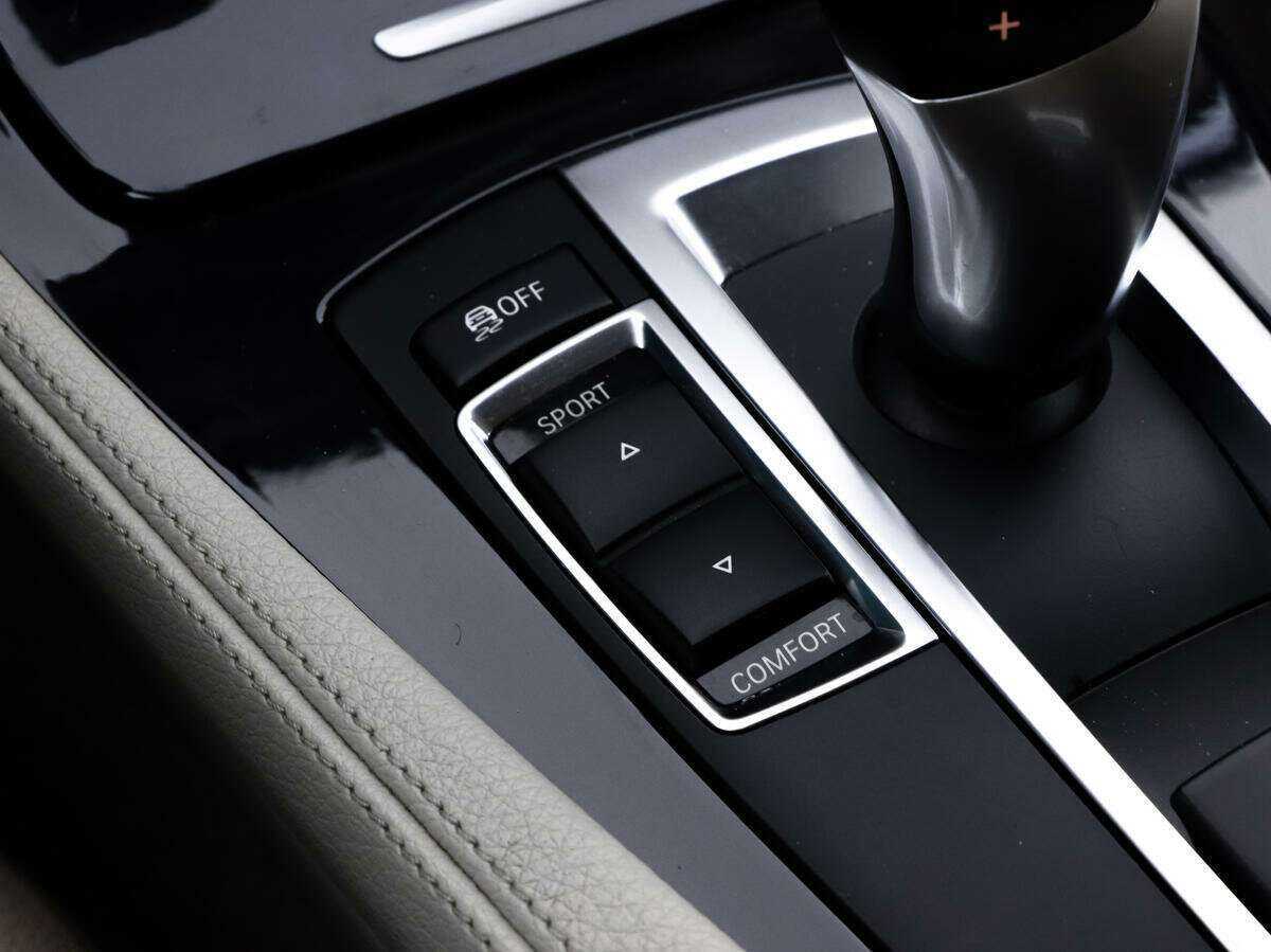 BMW 5 серии 2012 года с пробегом. Фото: #19