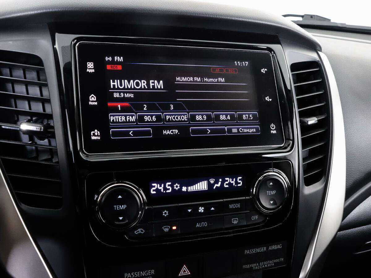 Mitsubishi Pajero Sport 2018 года с пробегом. Фото: #9