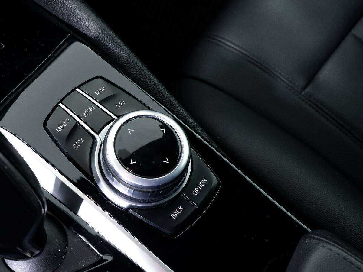 BMW 5 серии 2017 года с пробегом. Фото: #11