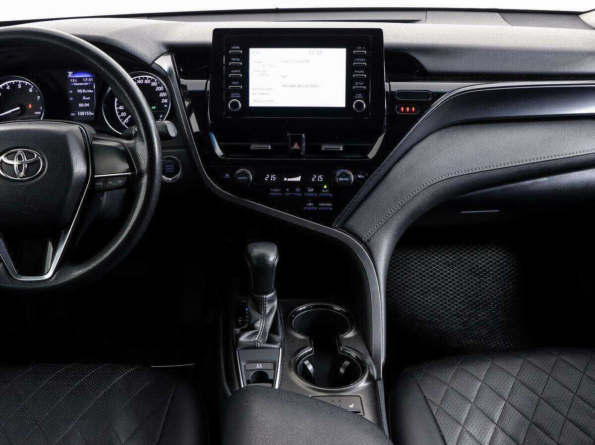 Toyota Camry 2021 года с пробегом. Фото: #11