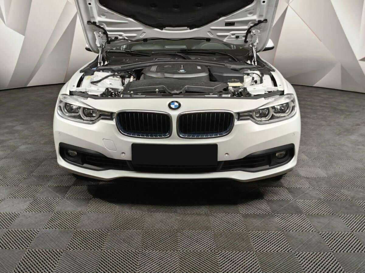 BMW 3 серии 2018 года с пробегом. Фото: #16