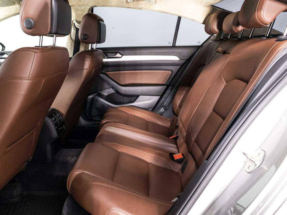 Volkswagen Passat 2017 года с пробегом. Фото: #9
