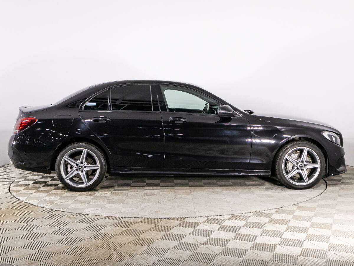 Mercedes-Benz C-Класс 2018 года с пробегом. Фото: #3