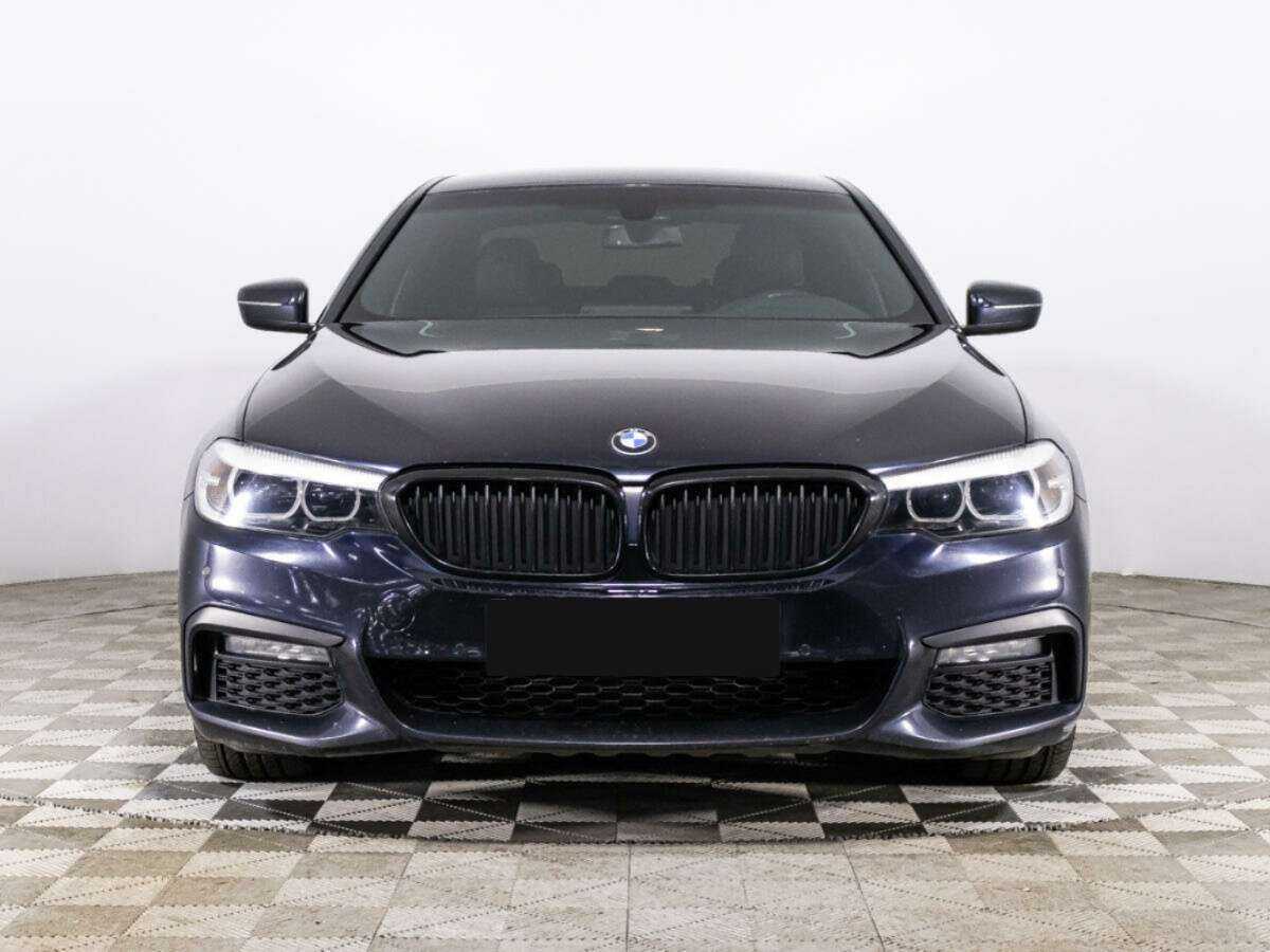 BMW 5 серии 2018 года с пробегом. Фото: #1