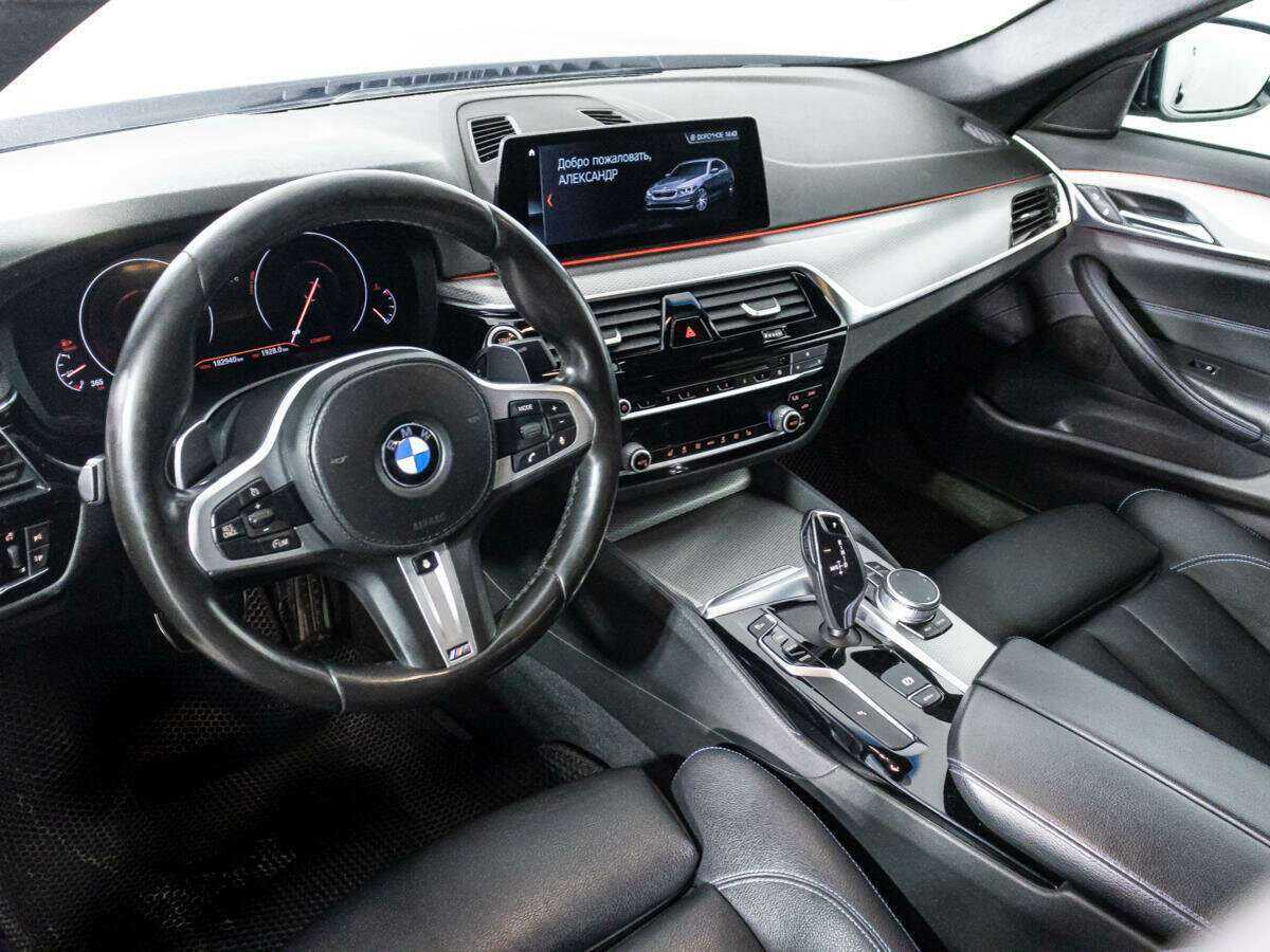 BMW 5 серии 2018 года с пробегом. Фото: #9