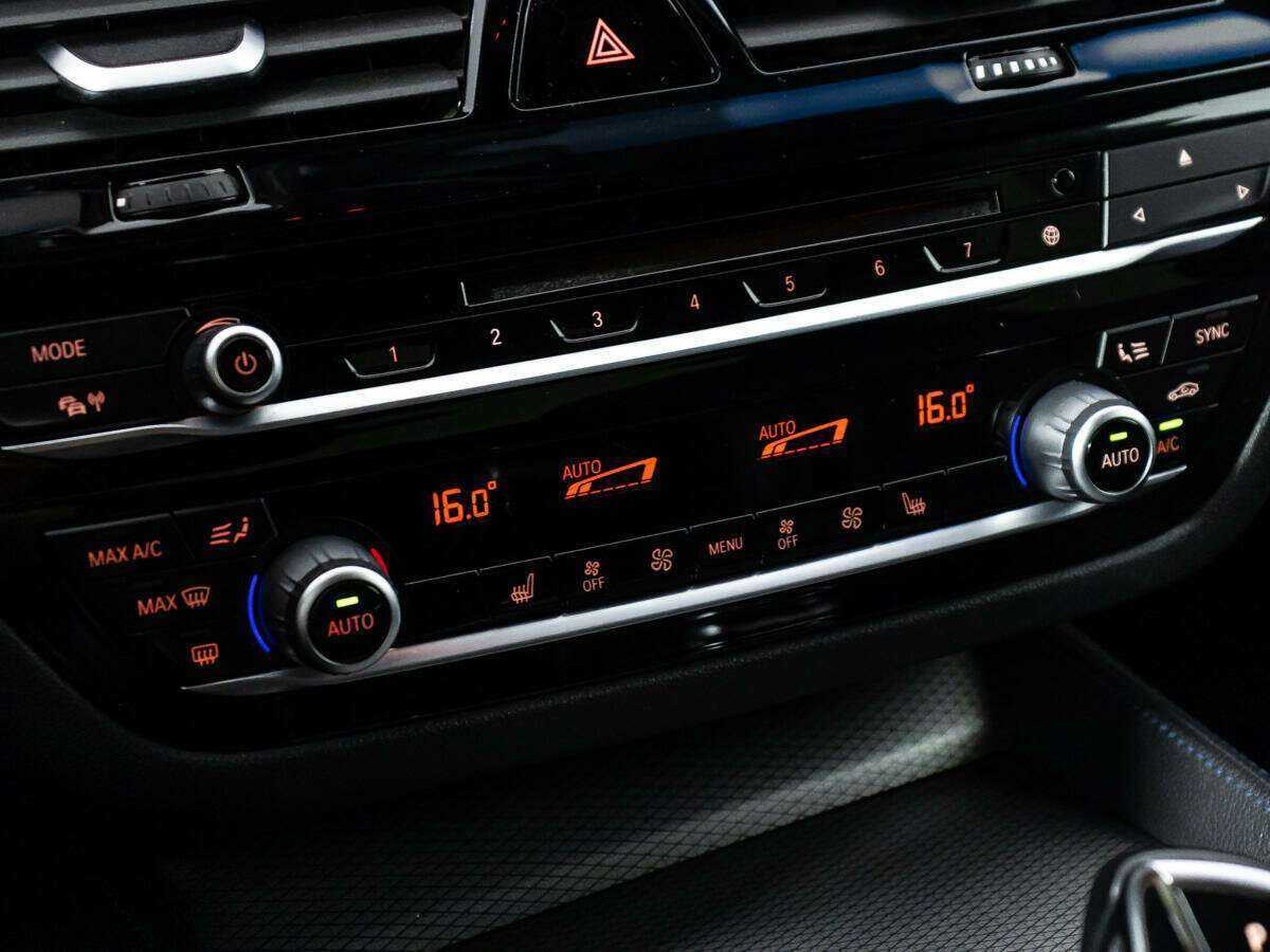 BMW 5 серии 2018 года с пробегом. Фото: #17