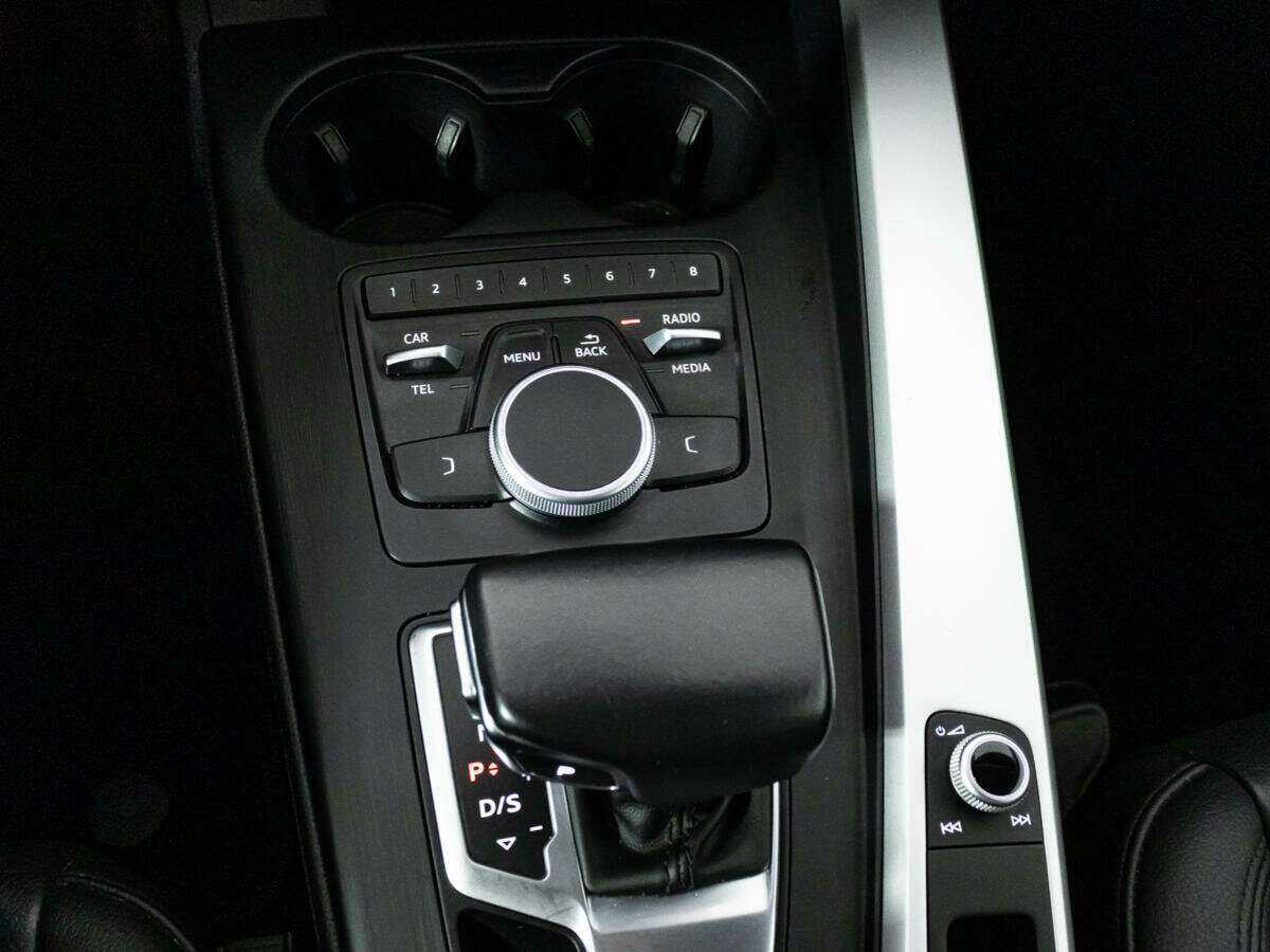 Audi A4 2018 года с пробегом. Фото: #19