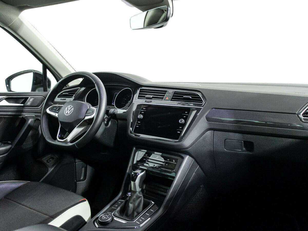 Volkswagen Tiguan 2022 года с пробегом. Фото: #8