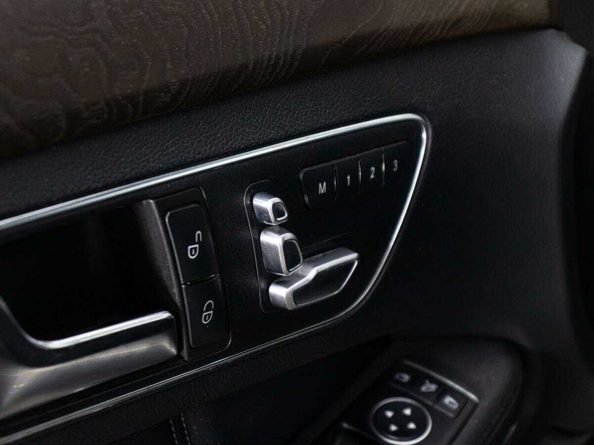 Mercedes-Benz E-Класс 2014 года с пробегом. Фото: #14