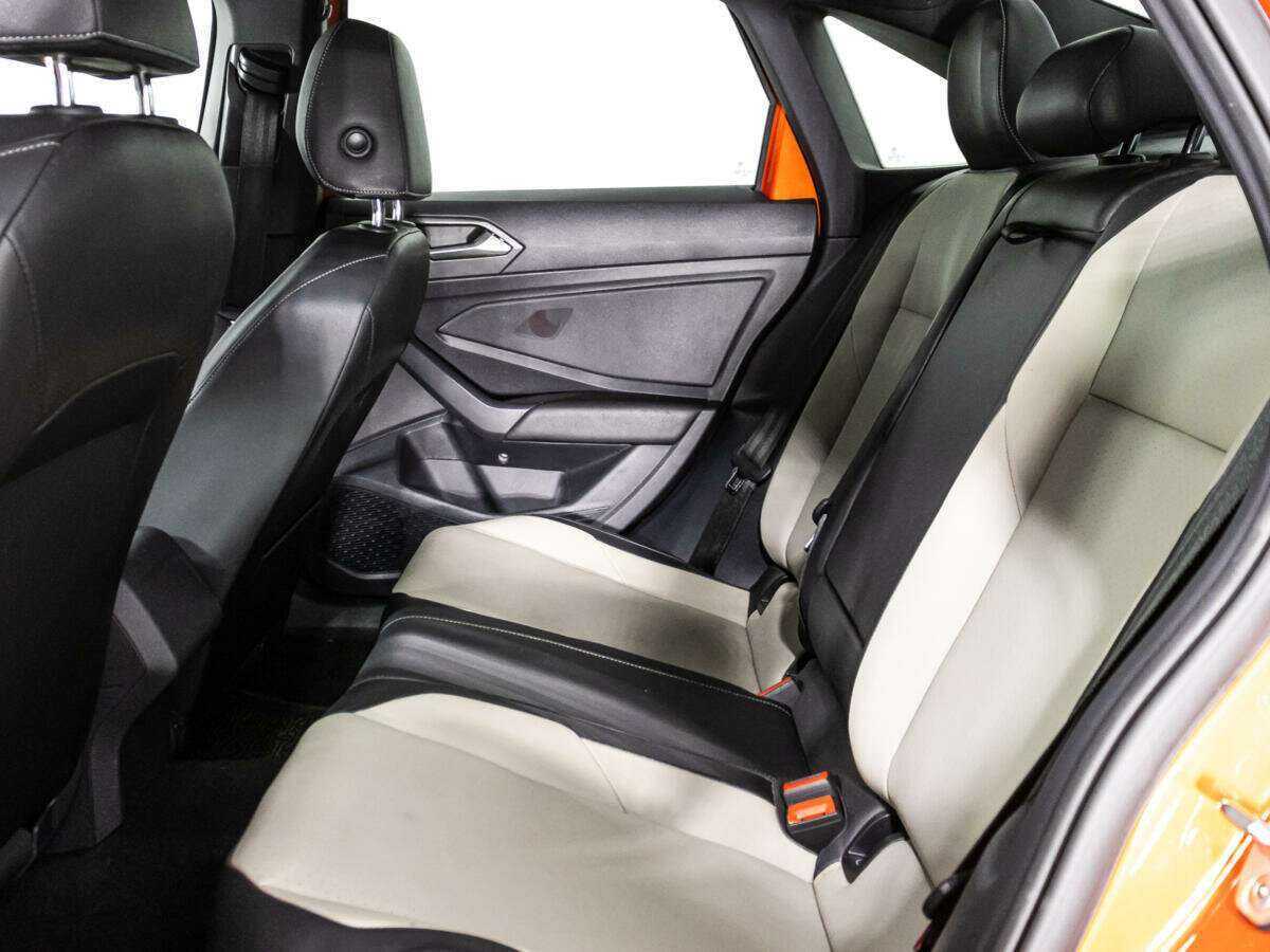 Volkswagen Jetta 2018 года с пробегом. Фото: #9