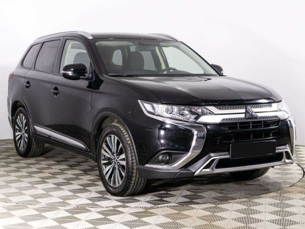 Mitsubishi Outlander 2020 года с пробегом. Фото: #2