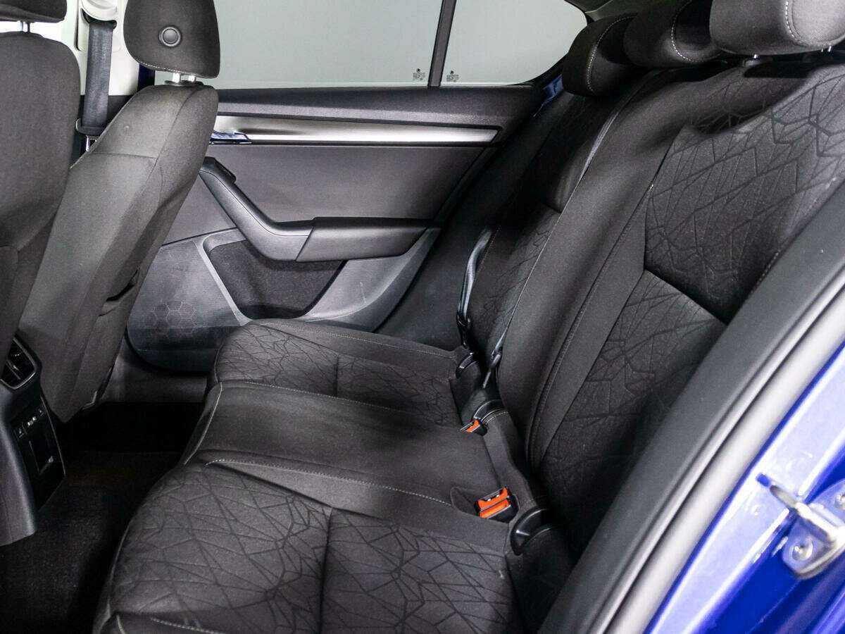 Skoda Octavia 2019 года с пробегом. Фото: #9