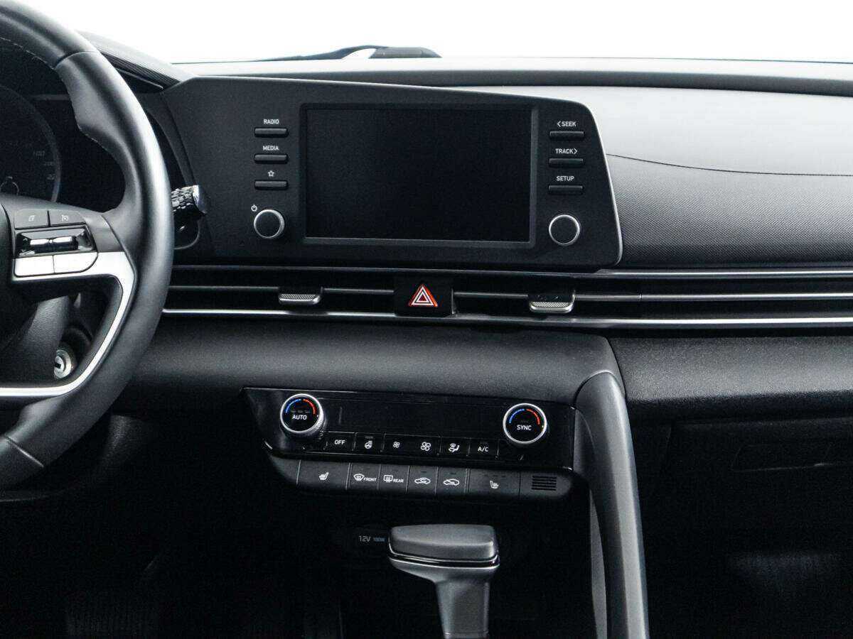 Hyundai Elantra 2021 года с пробегом. Фото: #13