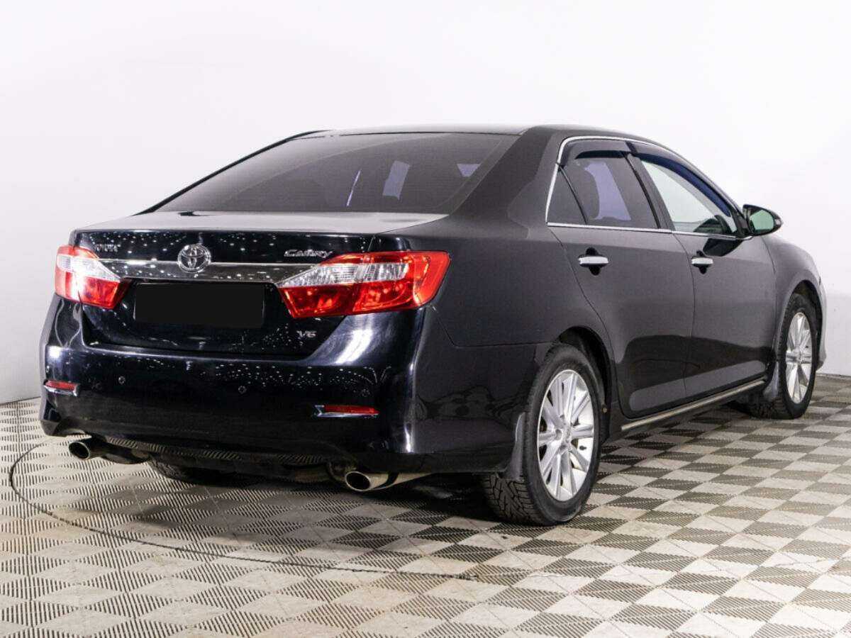 Toyota Camry 2013 года с пробегом. Фото: #4