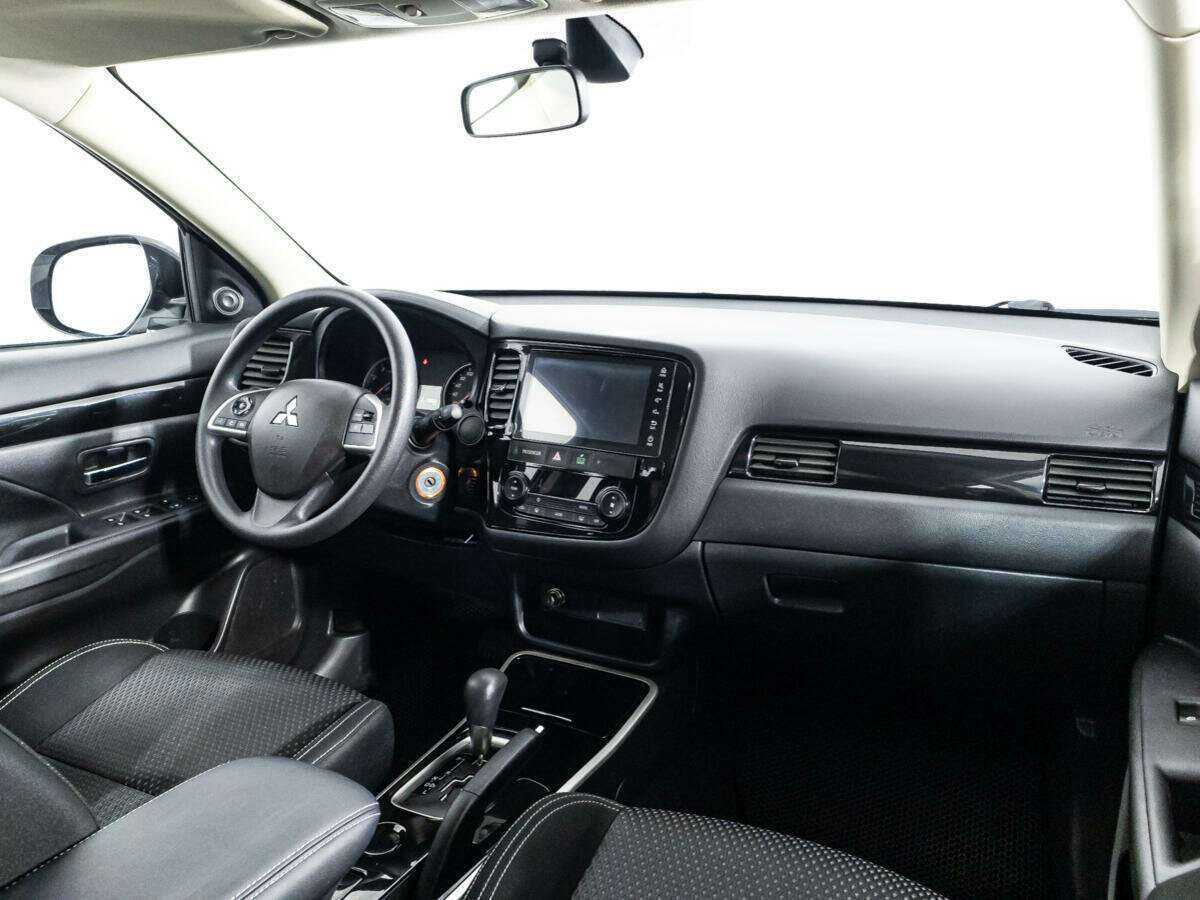 Mitsubishi Outlander 2022 года с пробегом. Фото: #8