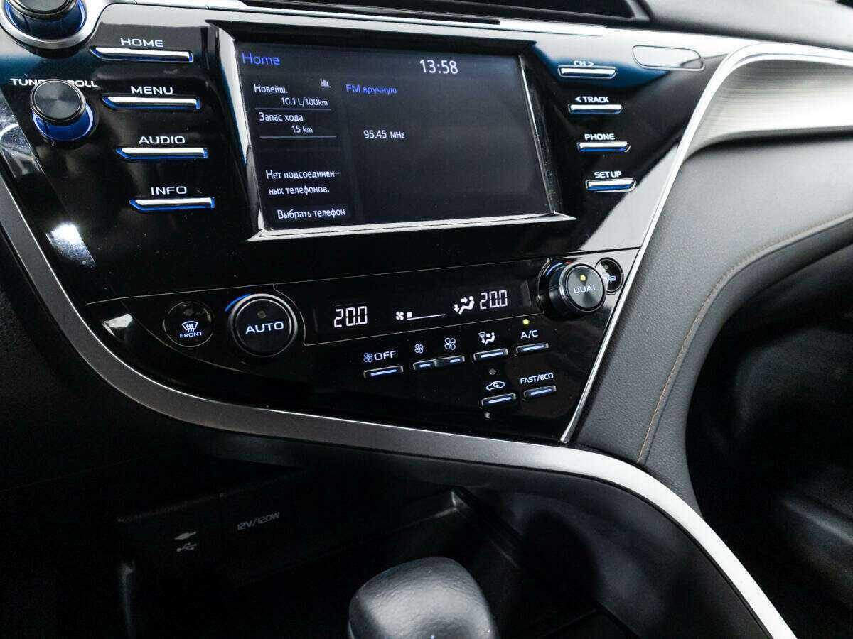 Toyota Camry 2019 года с пробегом. Фото: #16