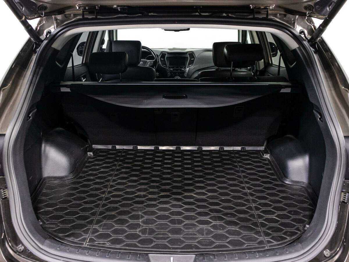 Hyundai Santa Fe 2018 года с пробегом. Фото: #14