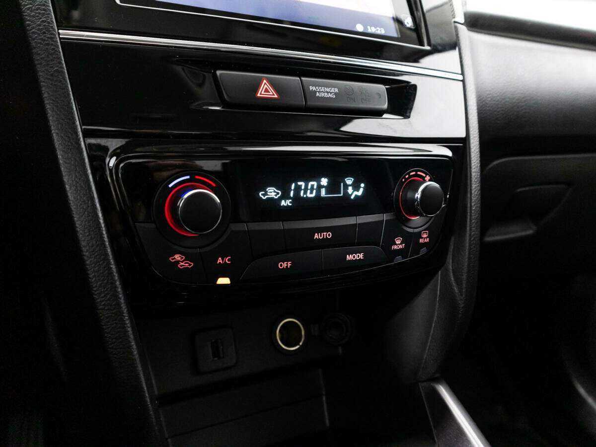 Suzuki Vitara 2021 года с пробегом. Фото: #13