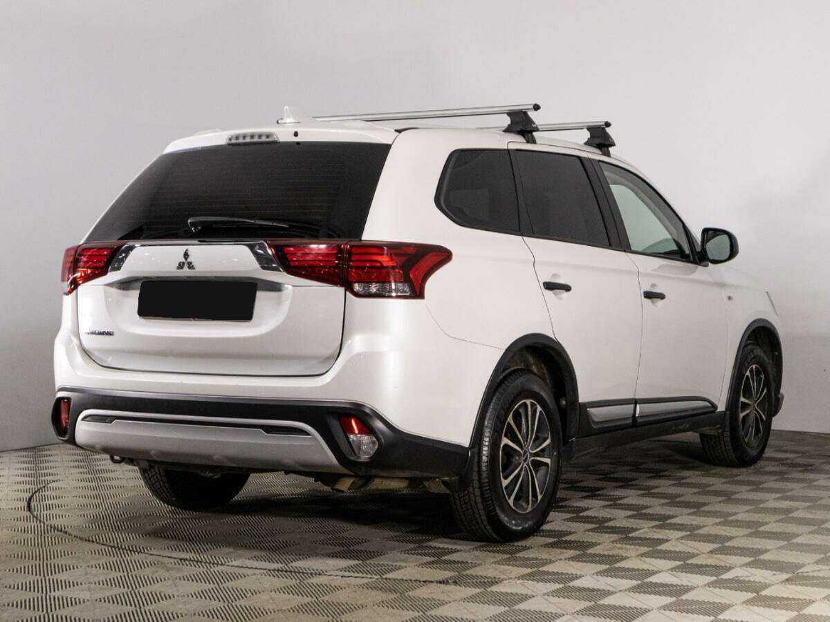 Mitsubishi Outlander 2020 года с пробегом. Фото: #4