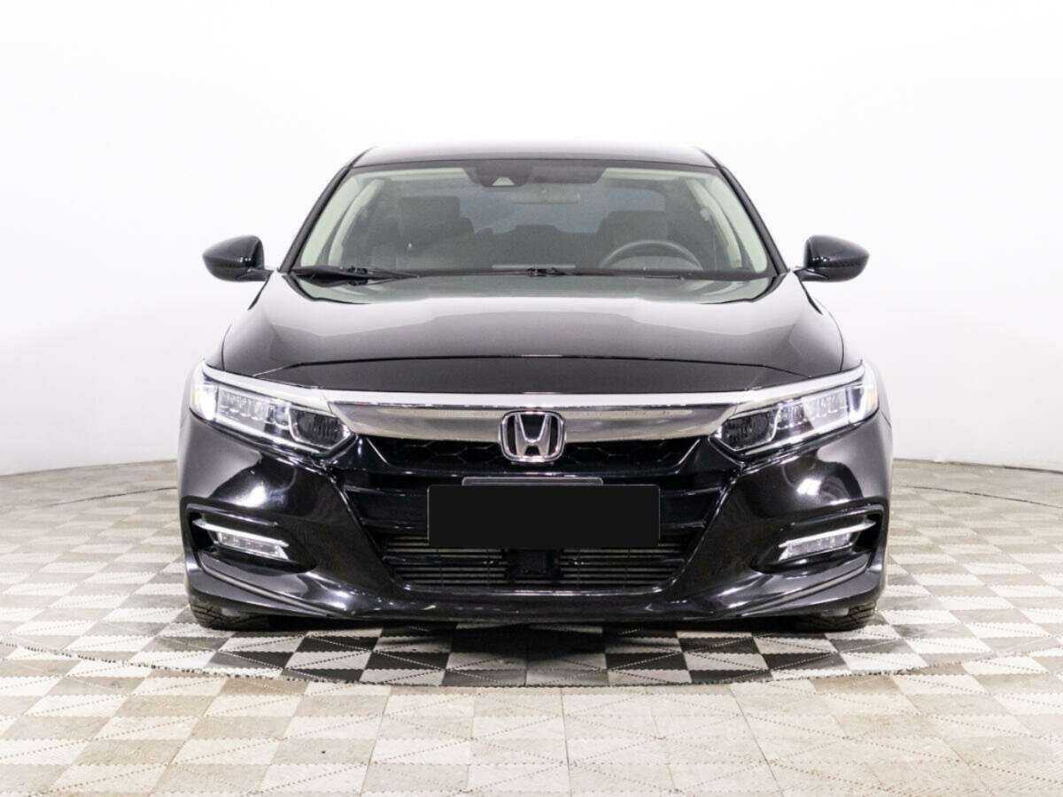 Honda Accord 2018 года с пробегом. Фото: #1