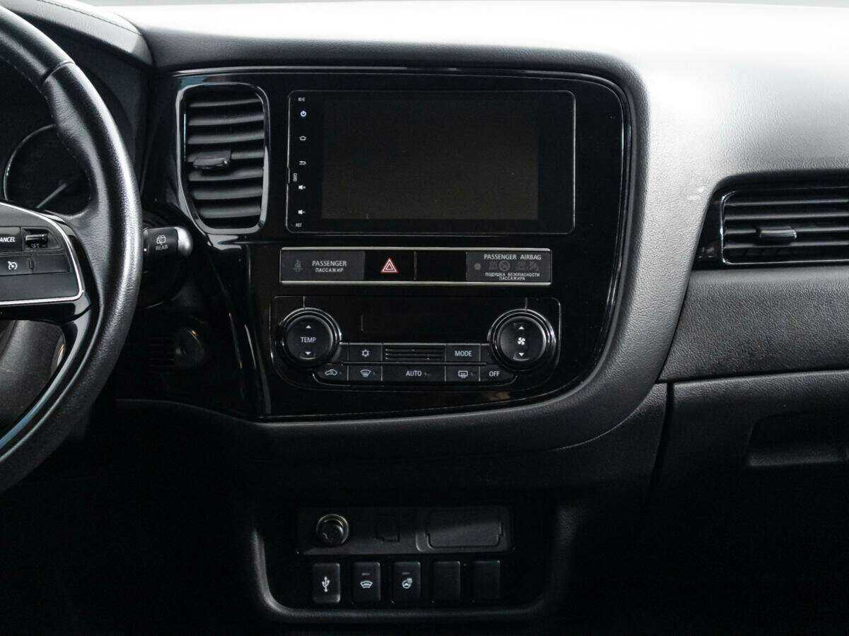 Mitsubishi Outlander 2019 года с пробегом. Фото: #13