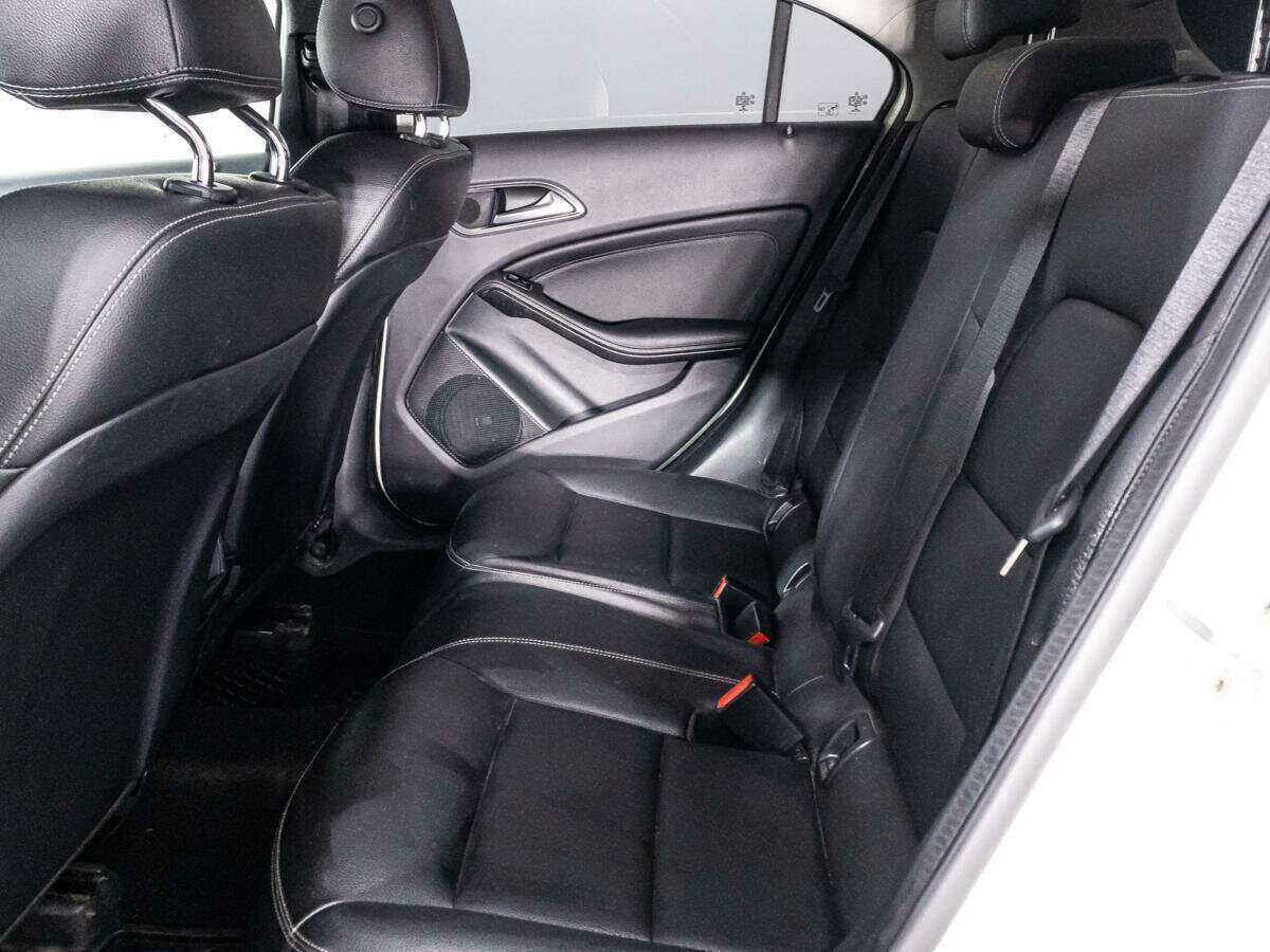 Mercedes-Benz A-Класс 2016 года с пробегом. Фото: #9