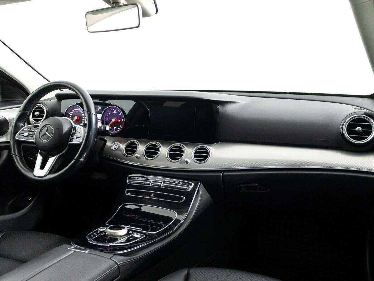 Mercedes-Benz E-Класс 2019 года с пробегом. Фото: #8