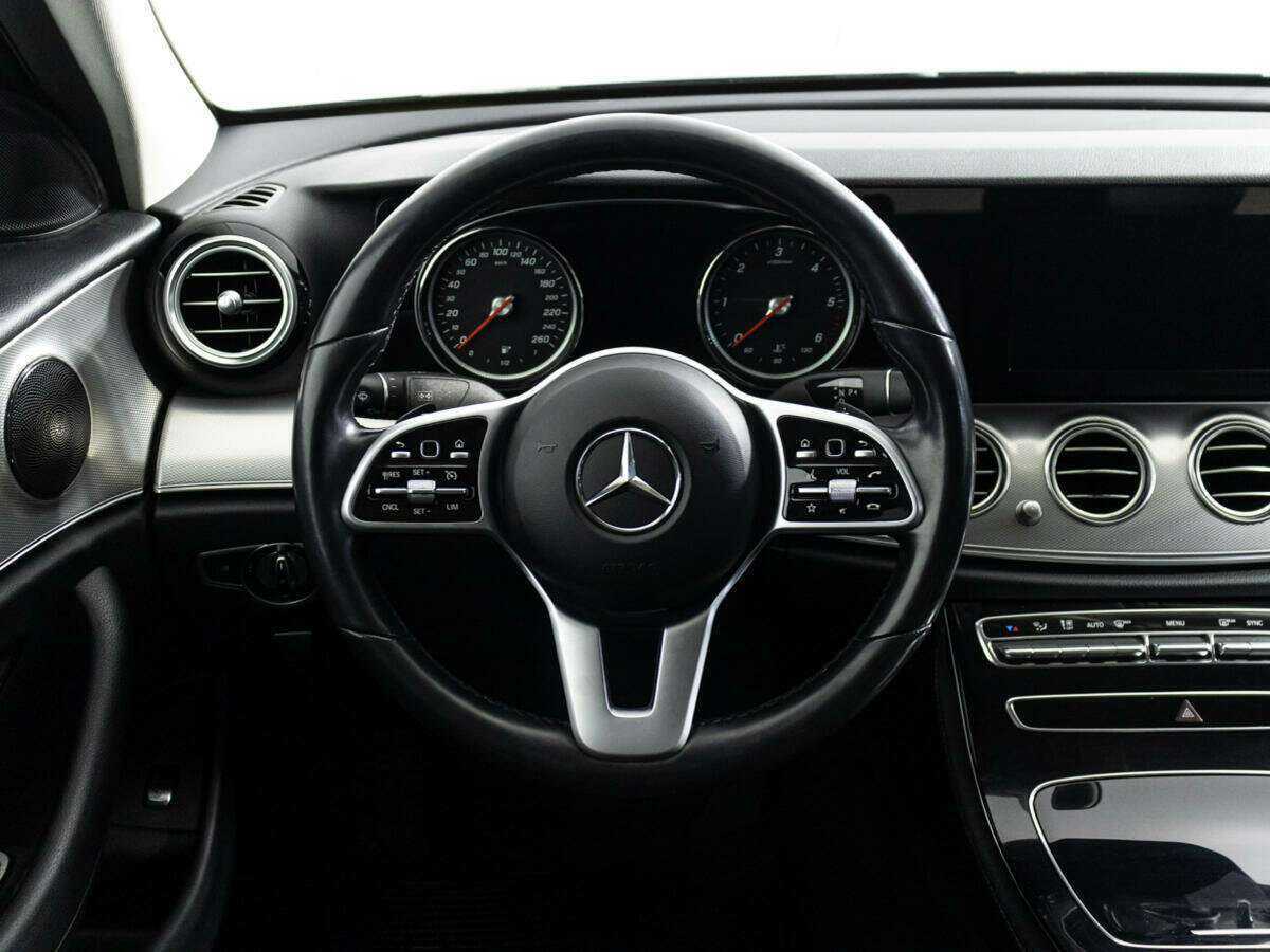 Mercedes-Benz E-Класс 2019 года с пробегом. Фото: #14