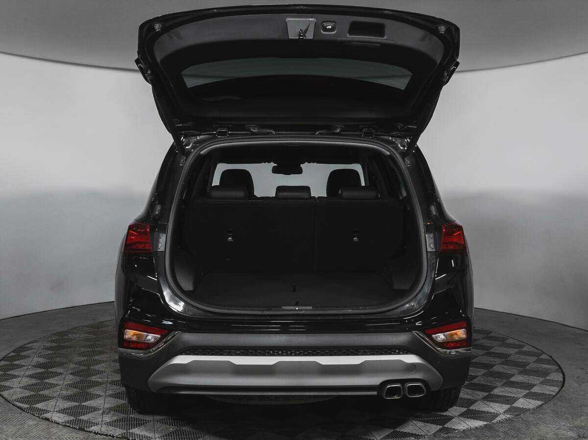 Hyundai Santa Fe 2019 года с пробегом. Фото: #15