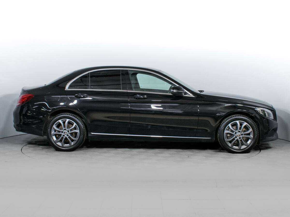 Mercedes-Benz C-Класс 2017 года с пробегом. Фото: #3