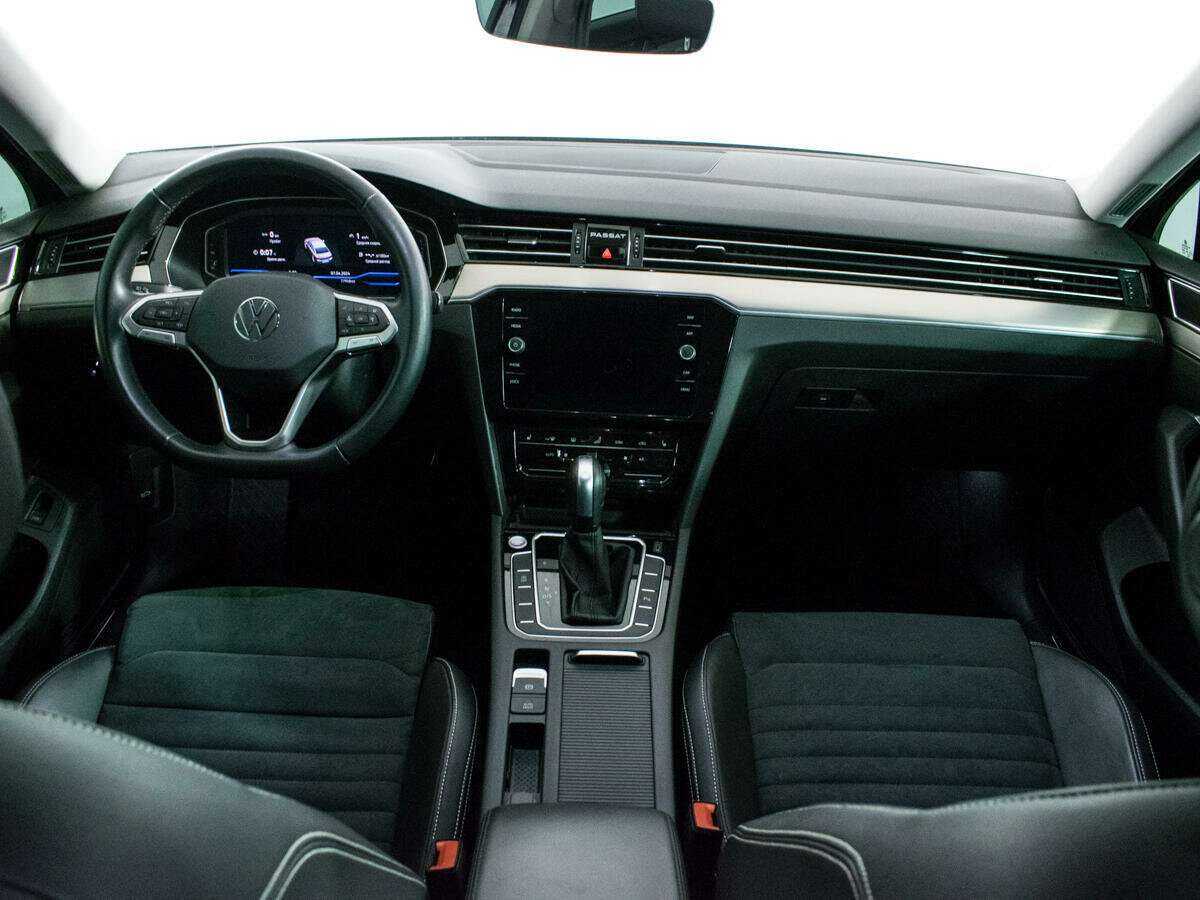 Volkswagen Passat 2021 года с пробегом. Фото: #10