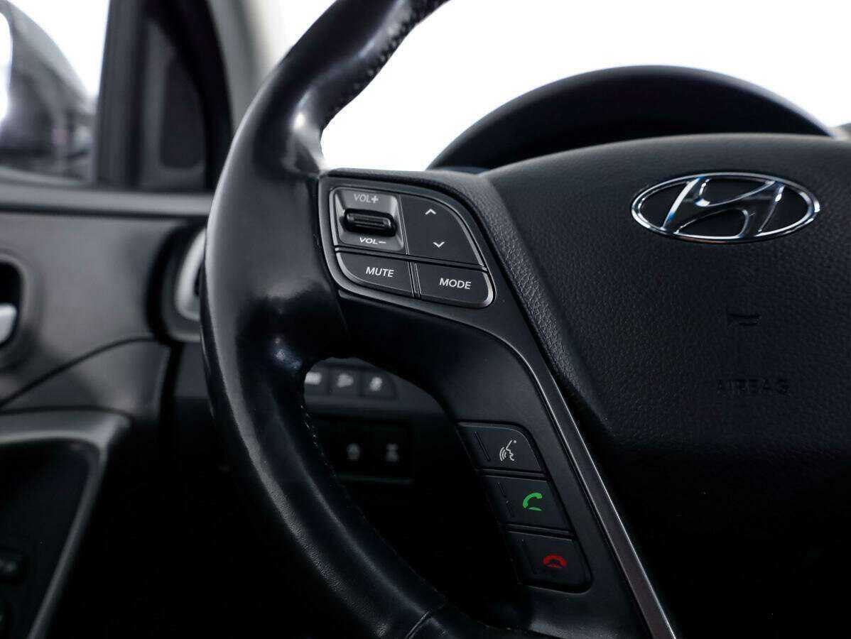 Hyundai Santa Fe 2017 года с пробегом. Фото: #14