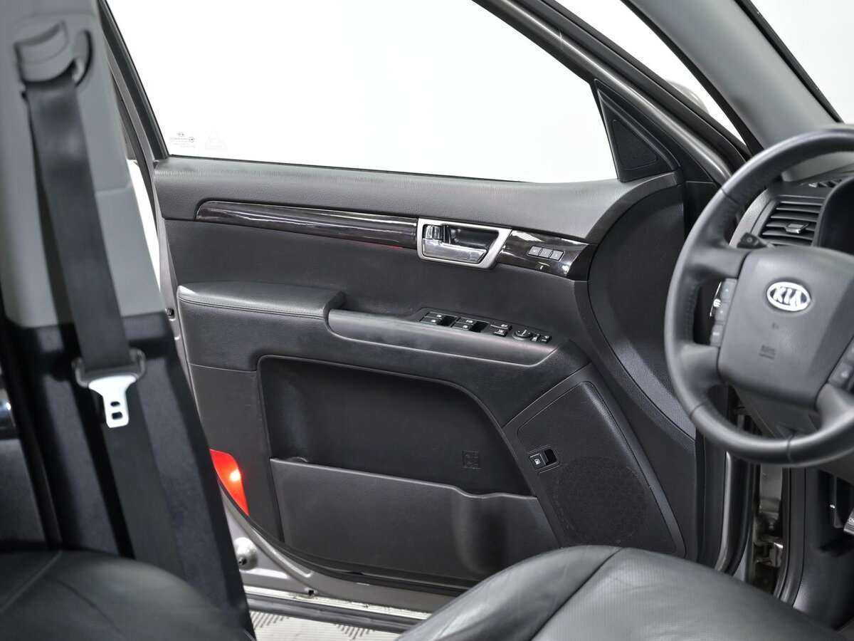 Kia Mohave 2012 года с пробегом. Фото: #9