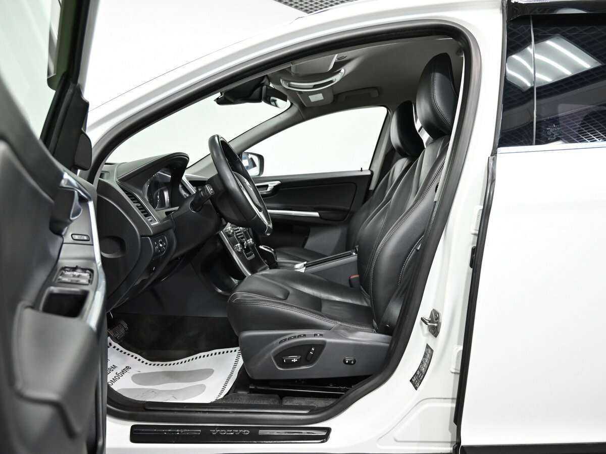 Volvo XC60 2014 года с пробегом. Фото: #4