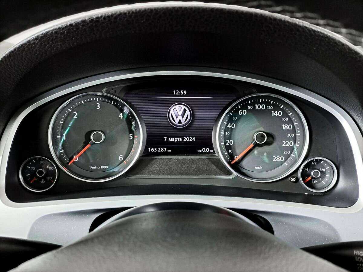 Volkswagen Touareg 2012 года с пробегом. Фото: #10