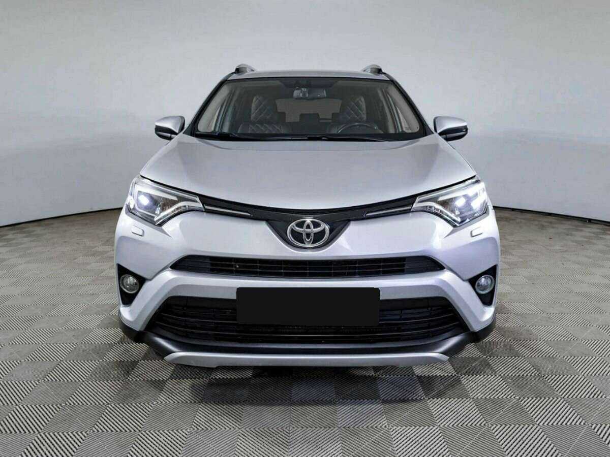 Toyota RAV4 2015 года с пробегом. Фото: #1