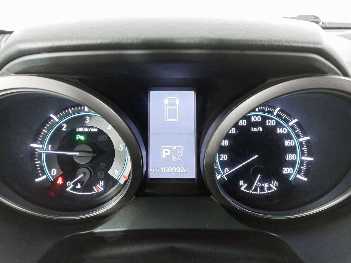 Toyota Land Cruiser Prado 2012 года с пробегом. Фото: #8