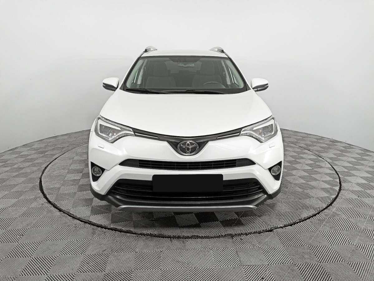 Toyota RAV4 2019 года с пробегом. Фото: #1