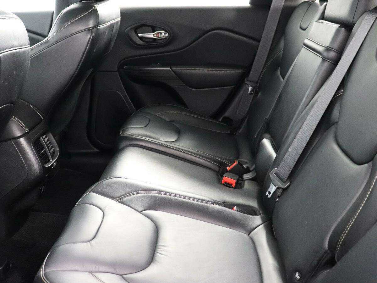 Jeep Cherokee 2014 года с пробегом. Фото: #8