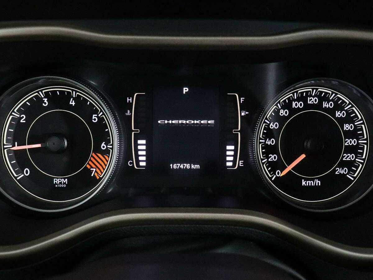 Jeep Cherokee 2014 года с пробегом. Фото: #9