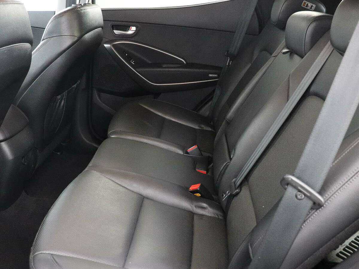 Hyundai Santa Fe 2015 года с пробегом. Фото: #7