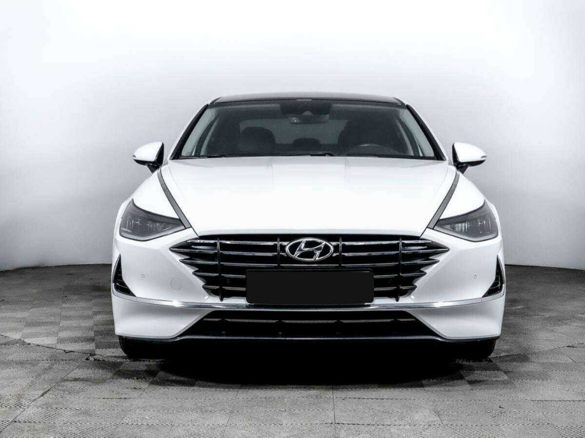Hyundai Sonata 2021 года с пробегом. Фото: #1