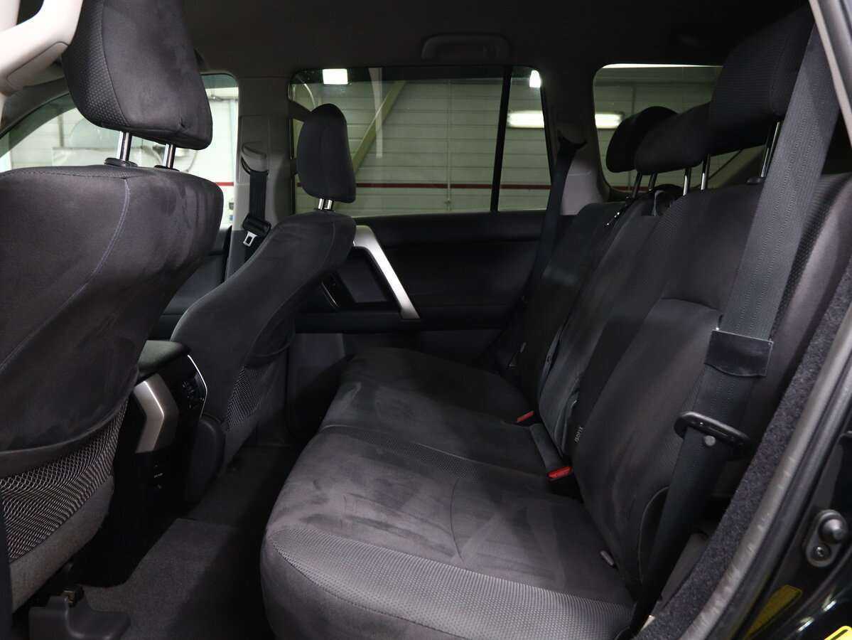 Toyota Land Cruiser Prado 2013 года с пробегом. Фото: #17