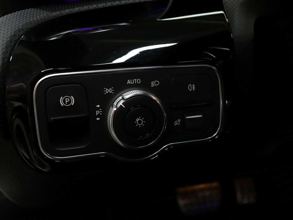 Mercedes-Benz A-Класс 2019 года с пробегом. Фото: #22