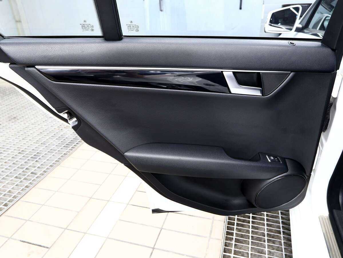 Mercedes-Benz C-Класс 2012 года с пробегом. Фото: #10