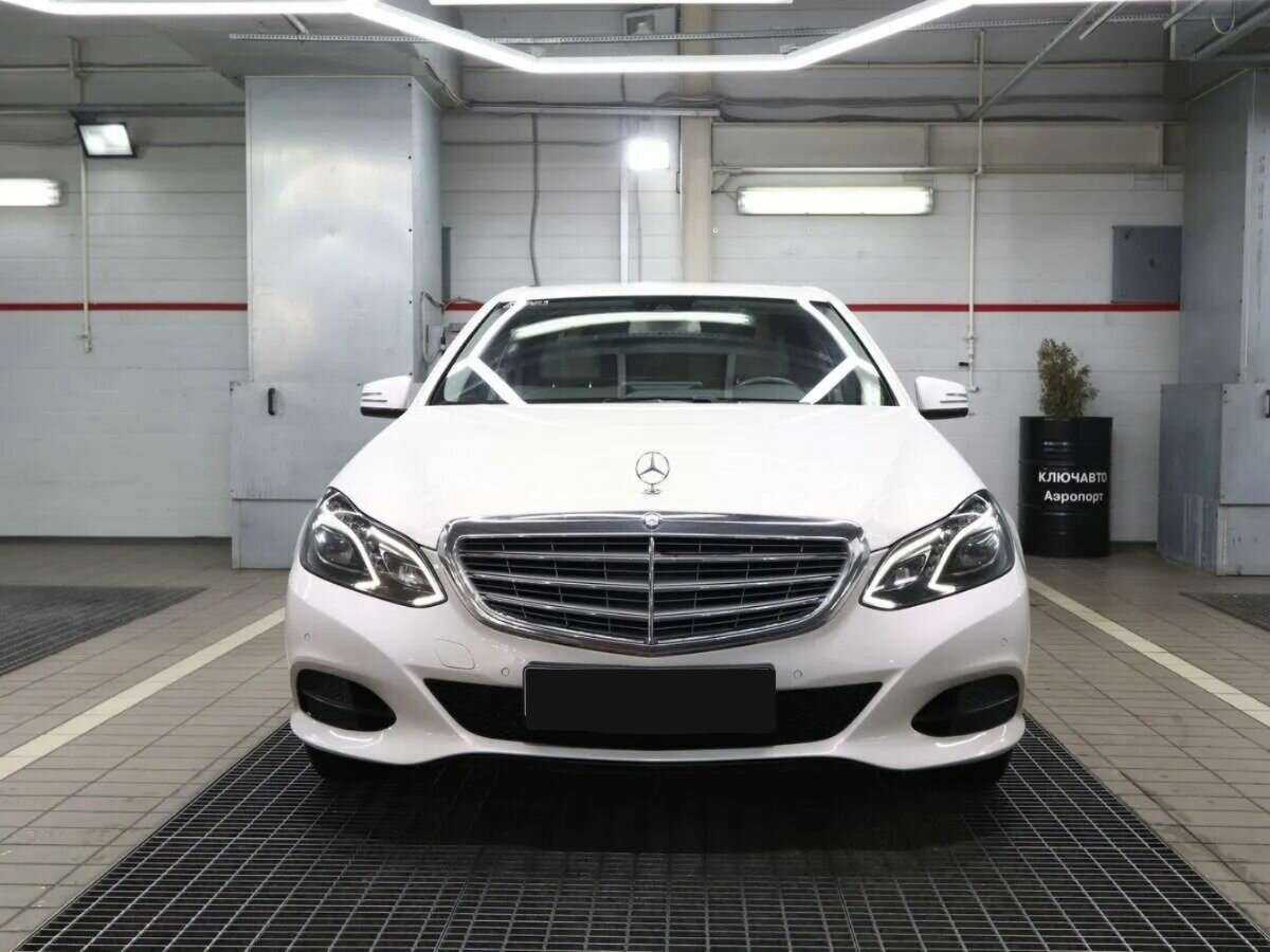 Mercedes-Benz E-Класс 2014 года с пробегом. Фото: #1
