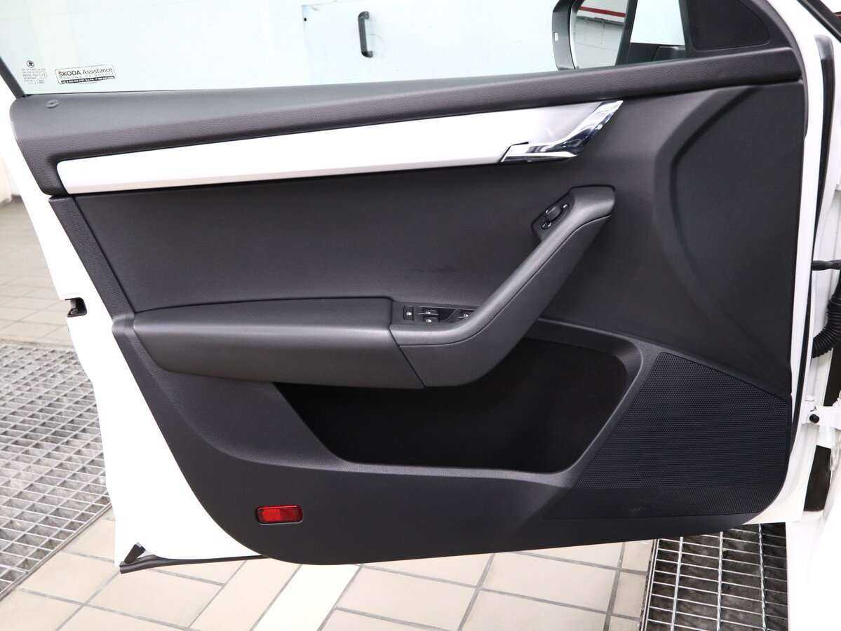 Skoda Octavia 2018 года с пробегом. Фото: #5