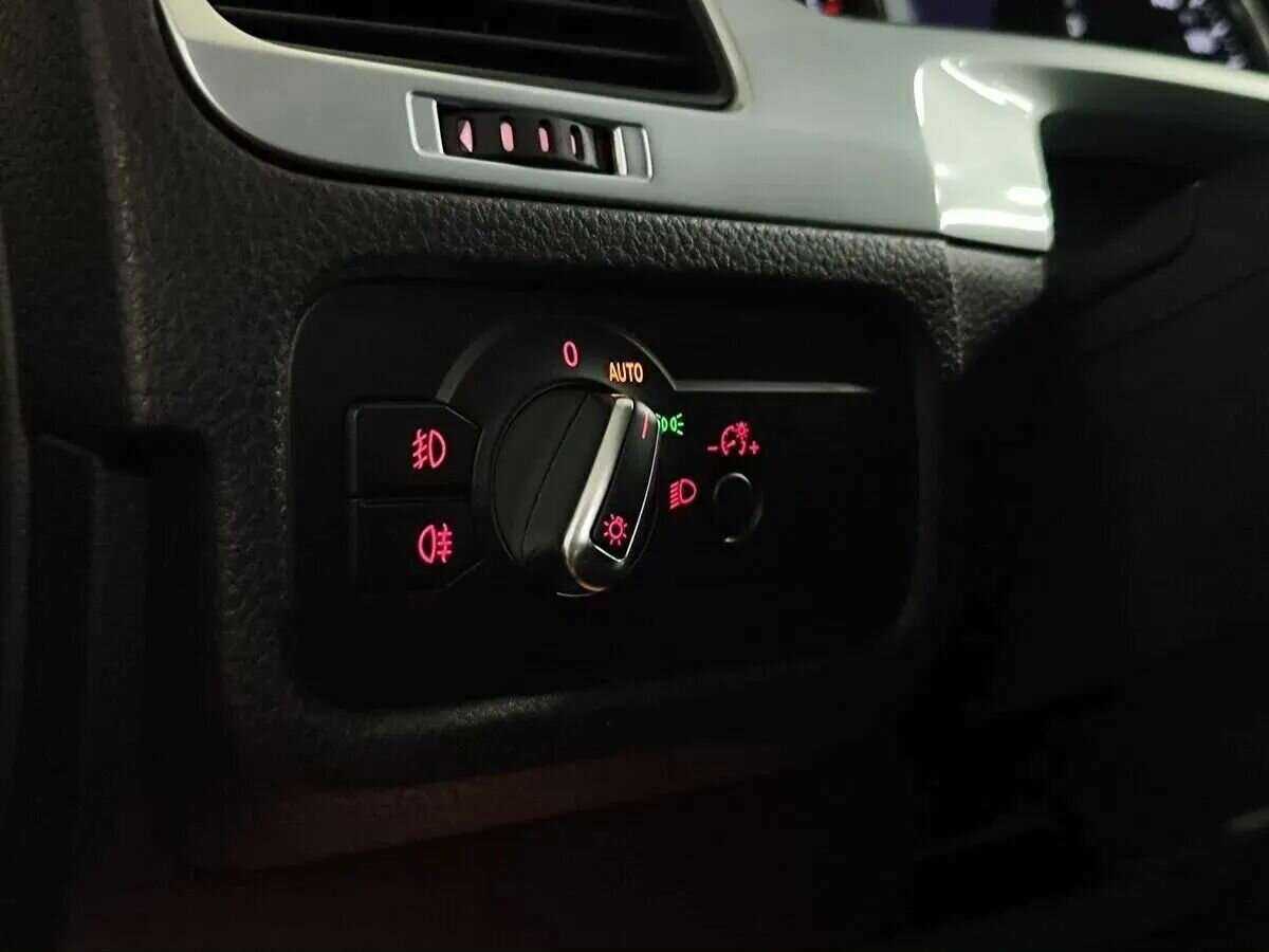 Volkswagen Touareg 2014 года с пробегом. Фото: #18