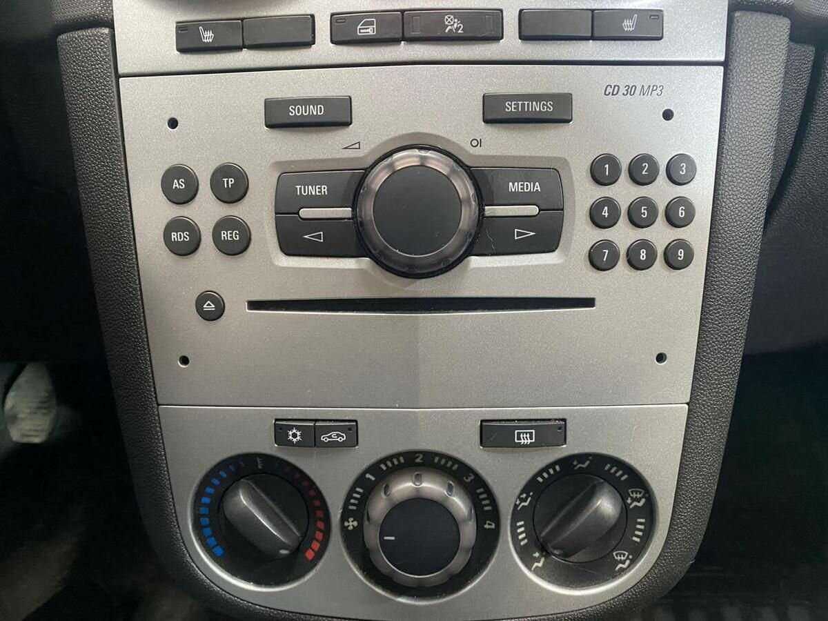 Opel Corsa 2012 года с пробегом. Фото: #12